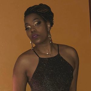 Meet your Posher, April